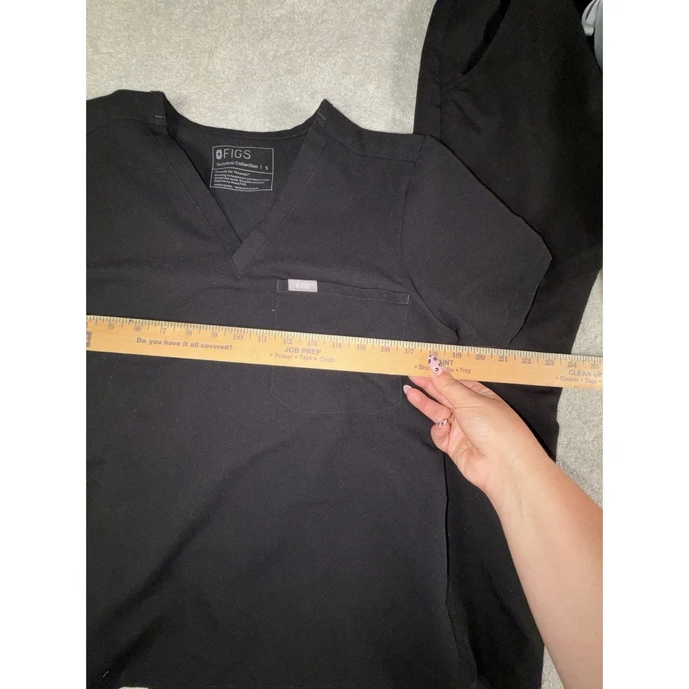 figs scrub set Catarina top (s) & zamora joggers (xs/p) black